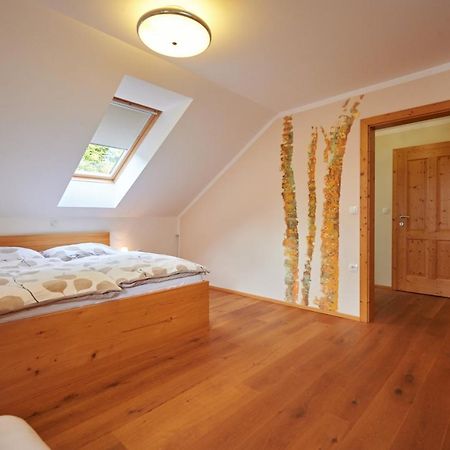 Guest House Hisa Sonca Luce ภายนอก รูปภาพ