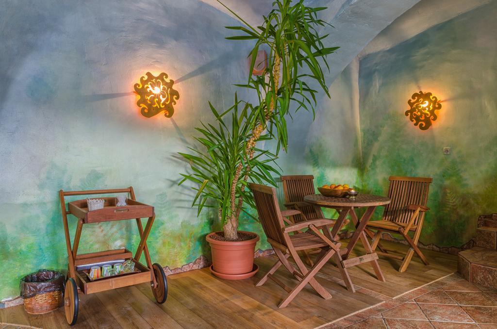 Guest House Hisa Sonca Luce ภายนอก รูปภาพ